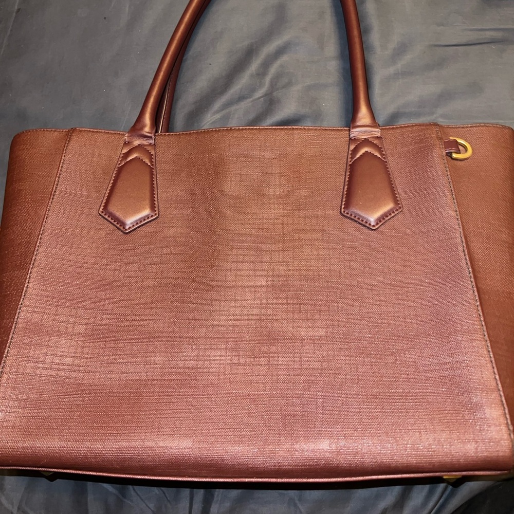 Dagne Dover Signature Tote Legend in Oxblood